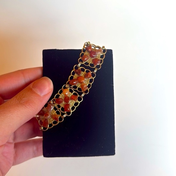 Vintage Elegant Gold and Orange Jewelry Set - Picture 5 of 8